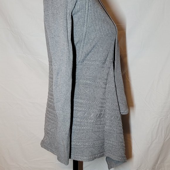 White House Black Market Grey Cardigan in XS - Picture 2 of 12